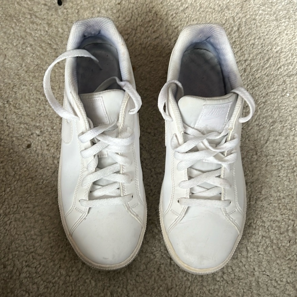 Good condition sneakers
